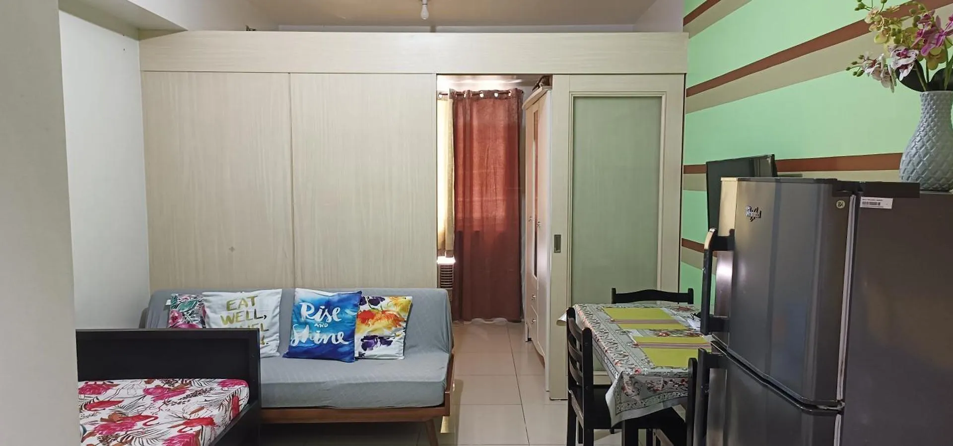 Amigo'S Place At Sea Residences マニラ市 アパート