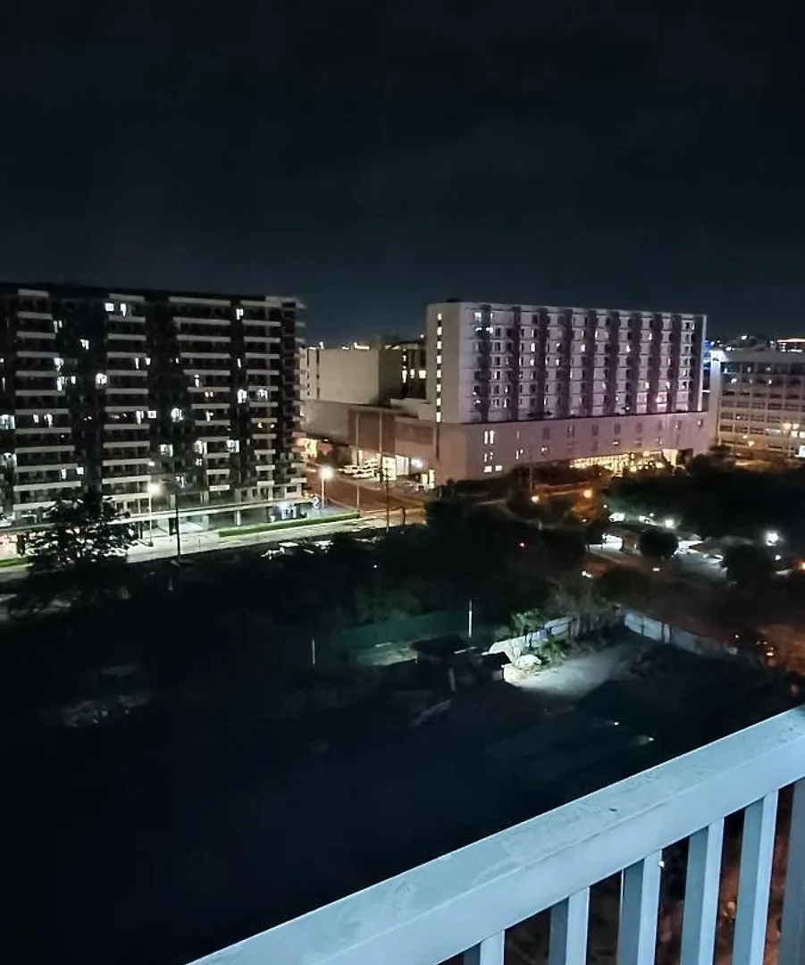 Amigo'S Place At Sea Residences Manila Apartment